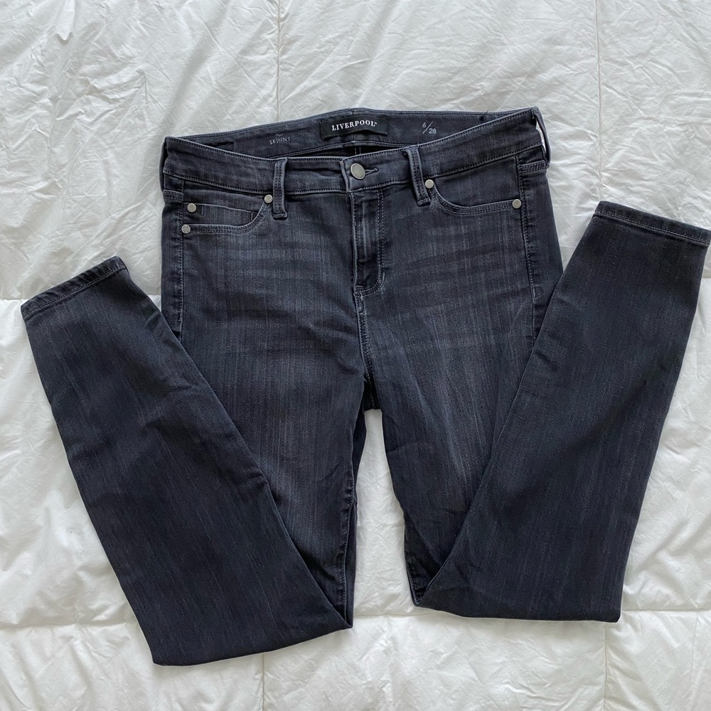 Liverpool skinny jeans, women’s size 28/6, gray